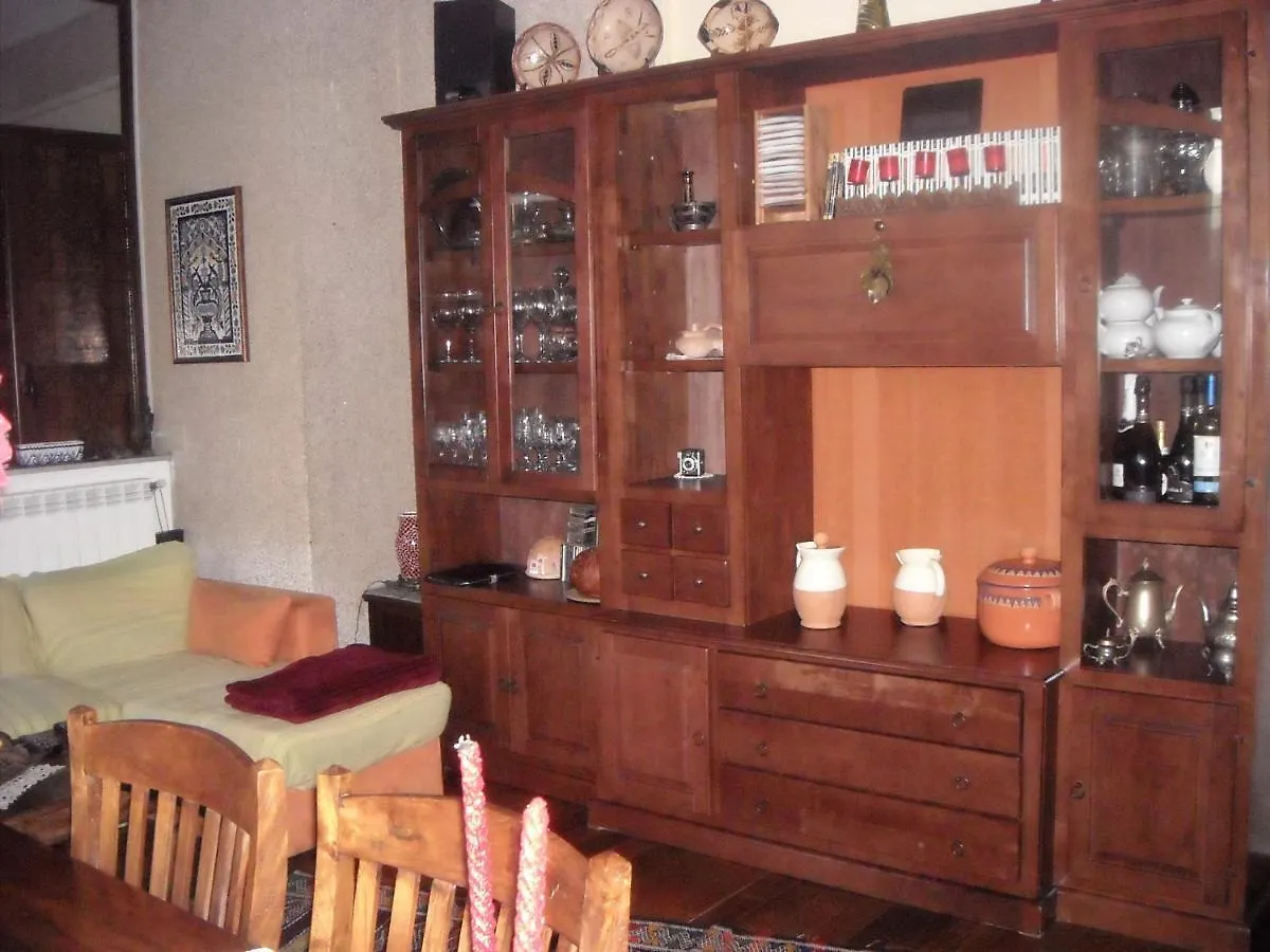 Apartment Ro A モンデッロ 別荘